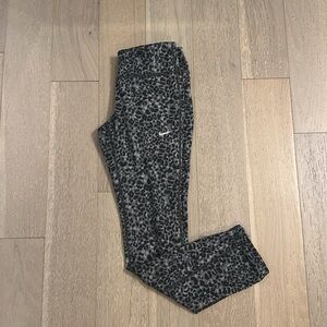 Nike legging - size M